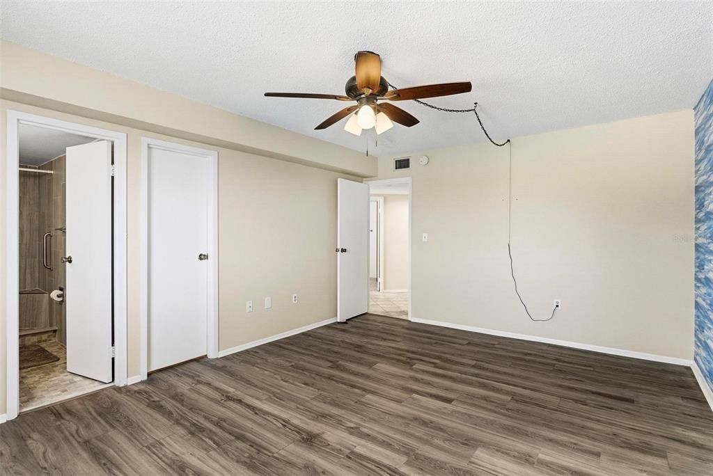 En Venta: $224,900 (2 camas, 2 baños, 1210 Pies cuadrados)