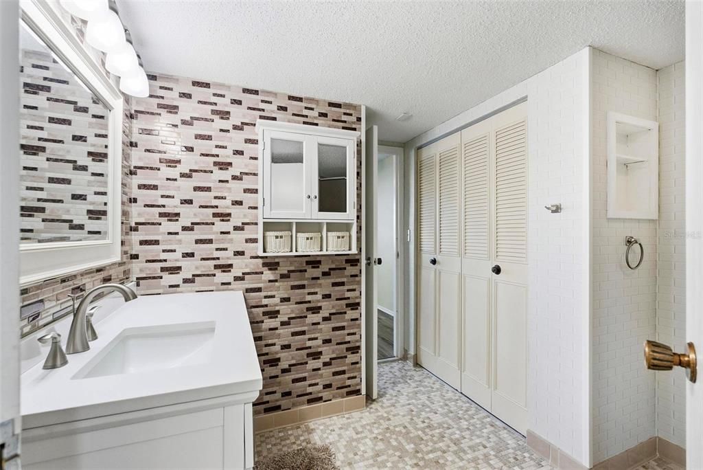 En Venta: $224,900 (2 camas, 2 baños, 1210 Pies cuadrados)