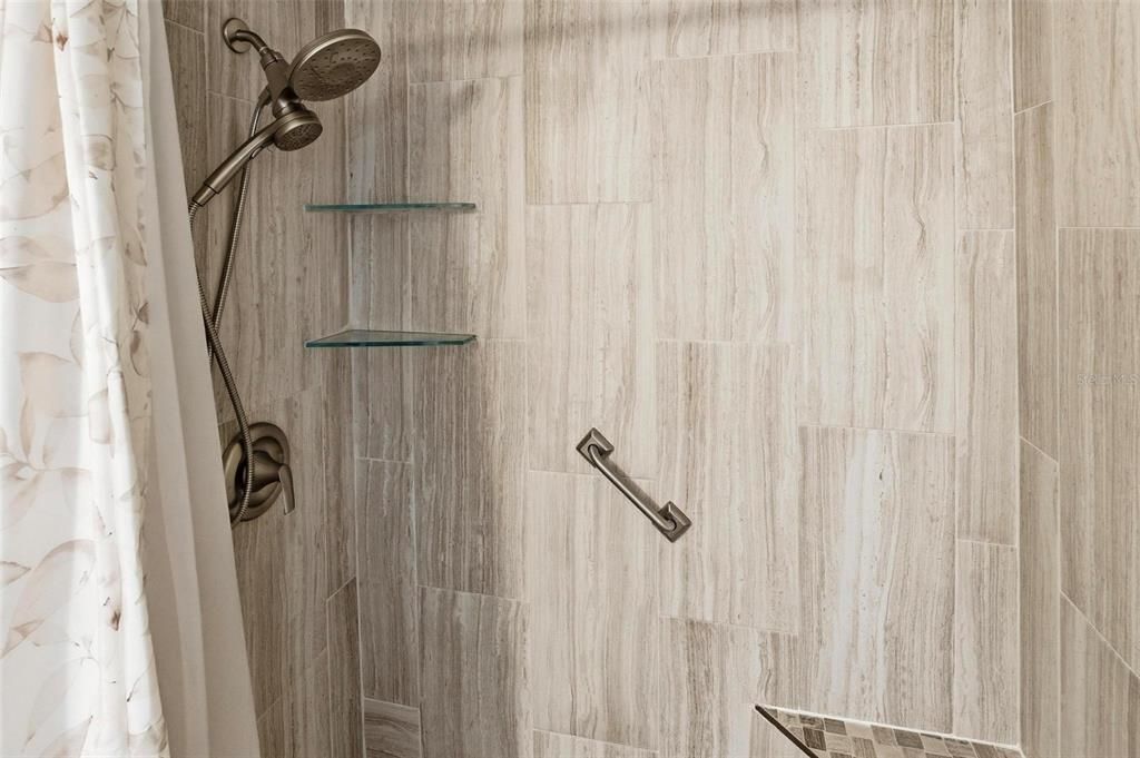 En Venta: $224,900 (2 camas, 2 baños, 1210 Pies cuadrados)