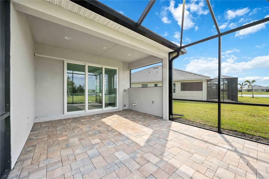 В аренду: $2,850 (2 спален, 2 ванн, 1629 Квадратных фут)