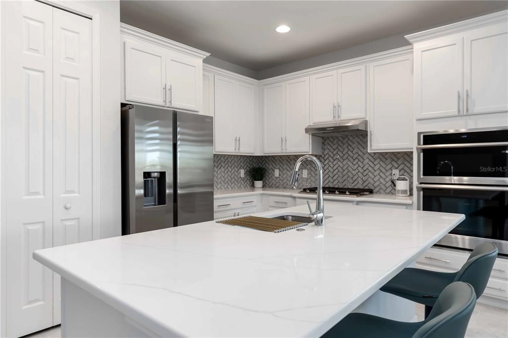 В аренду: $2,850 (2 спален, 2 ванн, 1629 Квадратных фут)