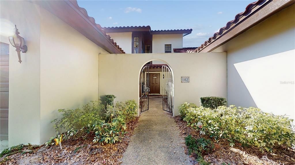 For Sale: $260,000 (2 beds, 2 baths, 1844 Square Feet)