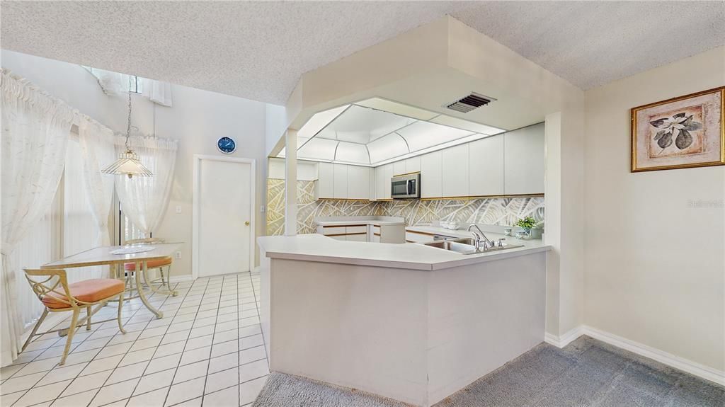 For Sale: $260,000 (2 beds, 2 baths, 1844 Square Feet)