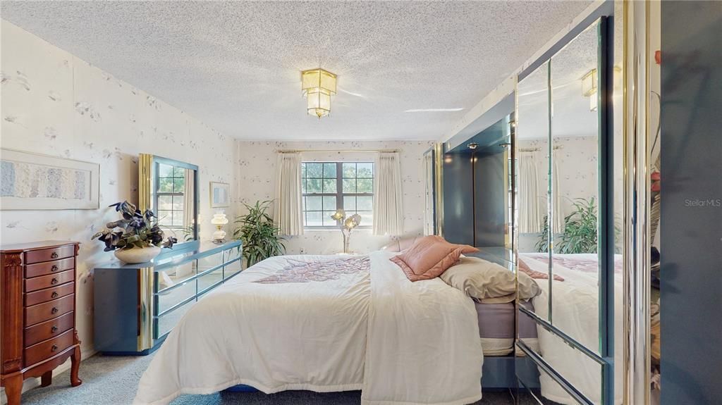 For Sale: $260,000 (2 beds, 2 baths, 1844 Square Feet)