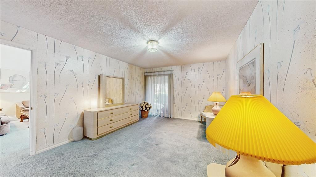 For Sale: $260,000 (2 beds, 2 baths, 1844 Square Feet)