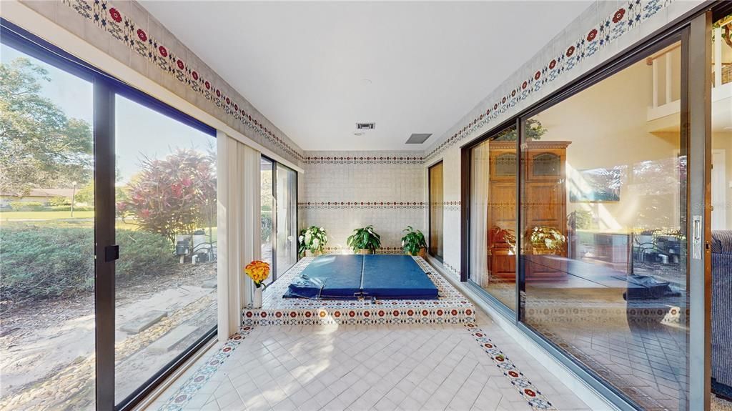 For Sale: $260,000 (2 beds, 2 baths, 1844 Square Feet)