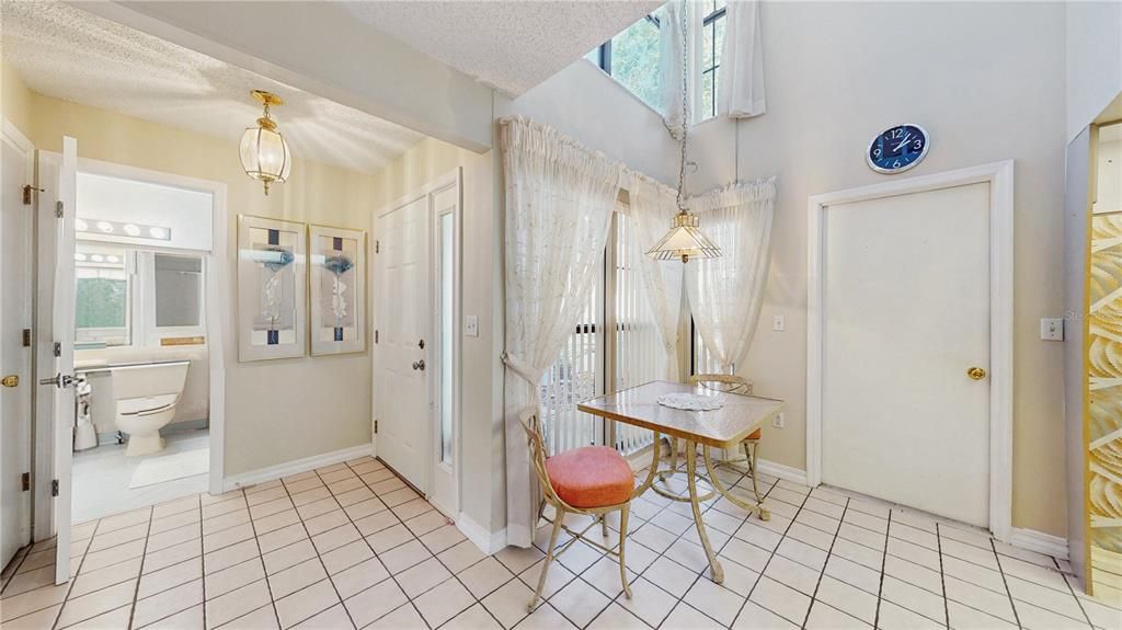 For Sale: $260,000 (2 beds, 2 baths, 1844 Square Feet)