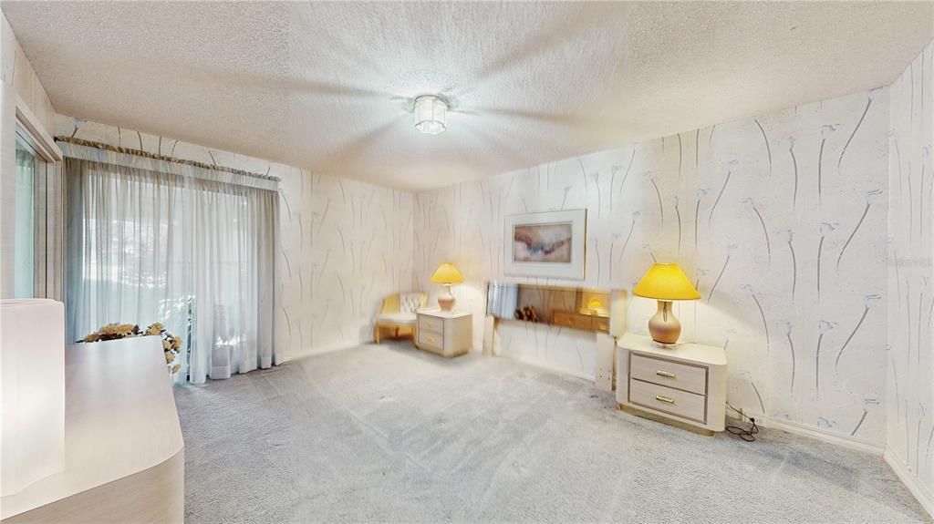 For Sale: $260,000 (2 beds, 2 baths, 1844 Square Feet)