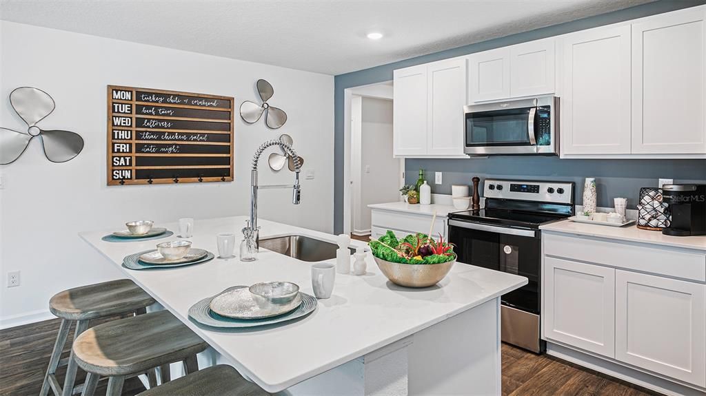 For Sale: $357,990 (4 beds, 2 baths, 1862 Square Feet)