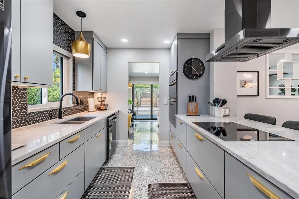 For Sale: $725,000 (3 beds, 2 baths, 2206 Square Feet)