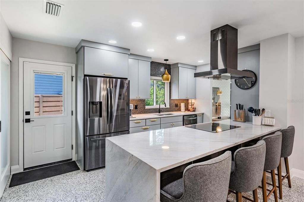 For Sale: $725,000 (3 beds, 2 baths, 2206 Square Feet)