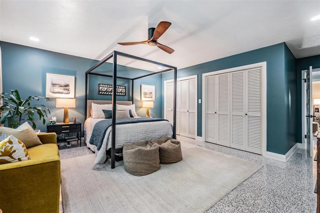 For Sale: $725,000 (3 beds, 2 baths, 2206 Square Feet)