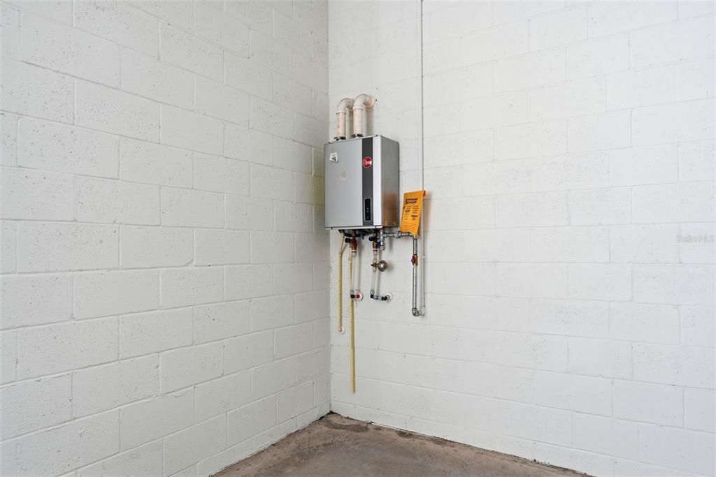 En Renta: $4,100 (3 camas, 2 baños, 1628 Pies cuadrados)