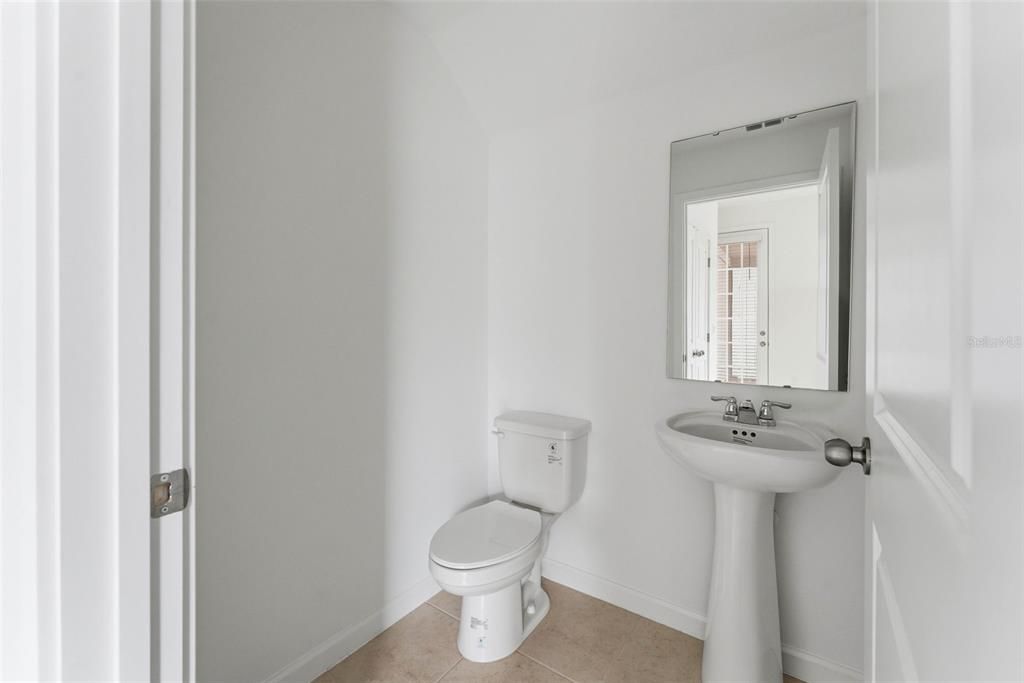 En Renta: $4,100 (3 camas, 2 baños, 1628 Pies cuadrados)