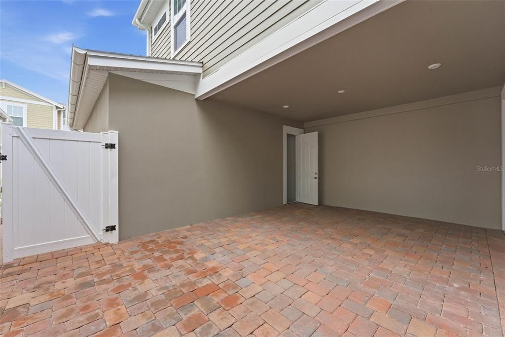 En Renta: $4,100 (3 camas, 2 baños, 1628 Pies cuadrados)