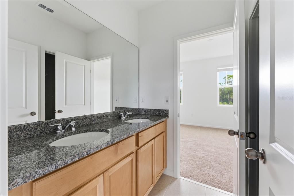 En Renta: $4,100 (3 camas, 2 baños, 1628 Pies cuadrados)