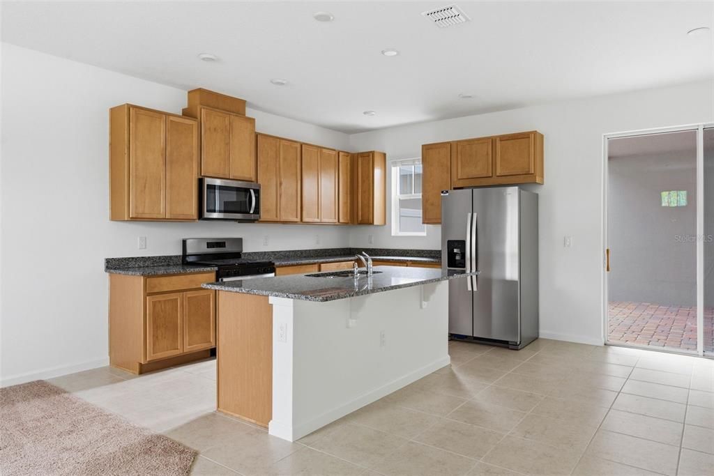 En Renta: $4,100 (3 camas, 2 baños, 1628 Pies cuadrados)