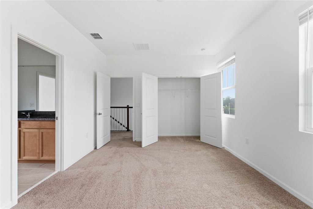 En Renta: $4,100 (3 camas, 2 baños, 1628 Pies cuadrados)