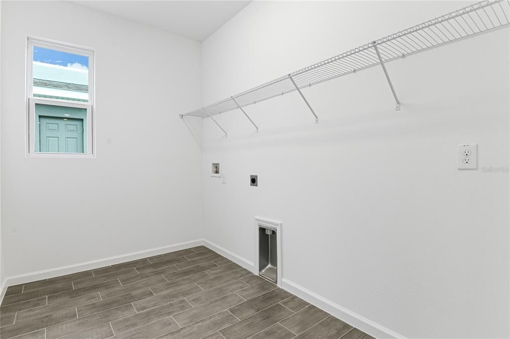 En Venta: $467,116 (3 camas, 2 baños, 1885 Pies cuadrados)