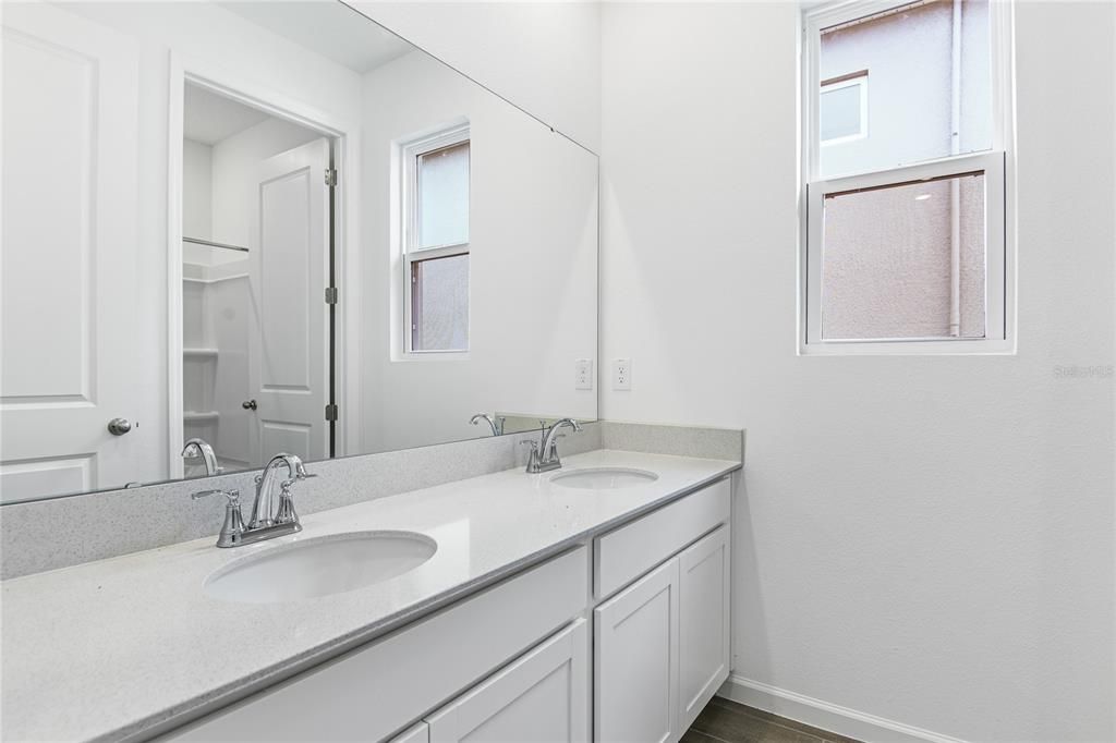 En Venta: $467,116 (3 camas, 2 baños, 1885 Pies cuadrados)