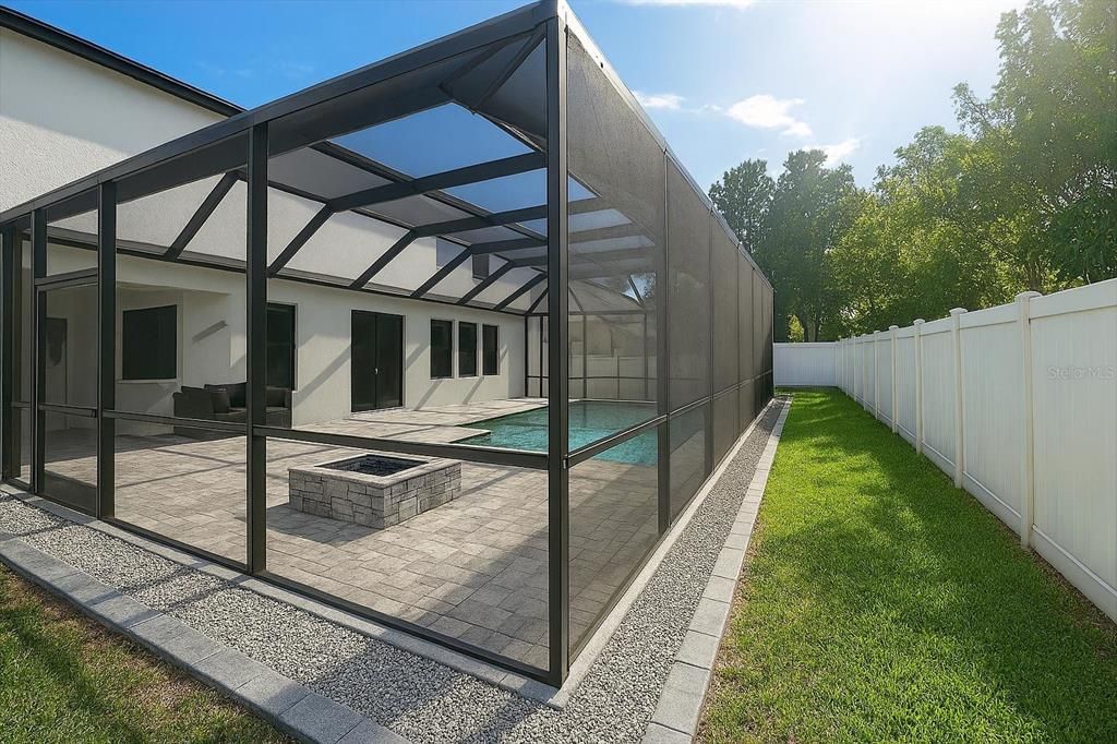 For Rent: $6,500 (6 beds, 5 baths, 5019 Square Feet)