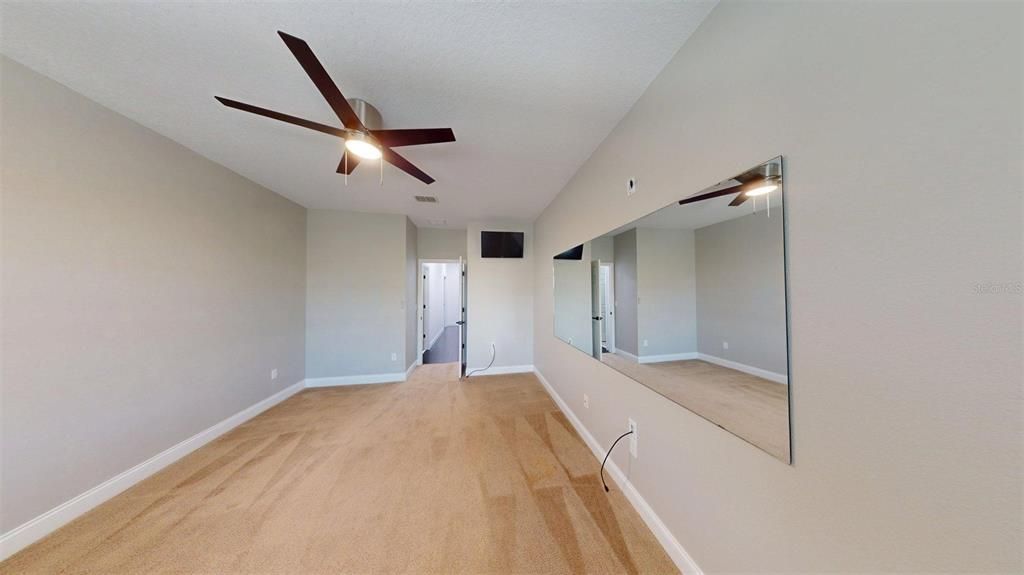 For Rent: $6,500 (6 beds, 5 baths, 5019 Square Feet)