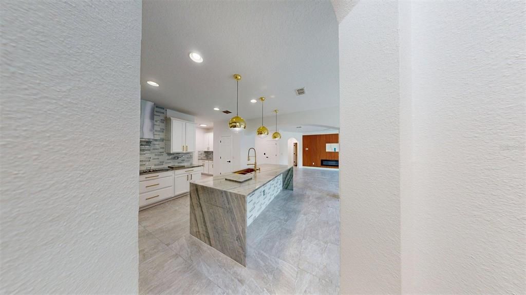 For Rent: $6,500 (6 beds, 5 baths, 5019 Square Feet)