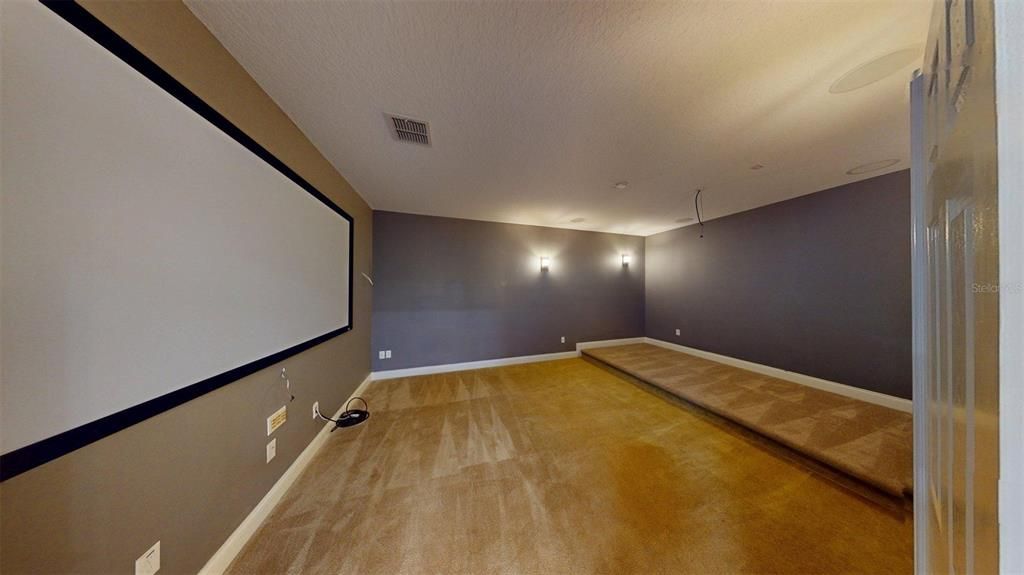 For Rent: $6,500 (6 beds, 5 baths, 5019 Square Feet)