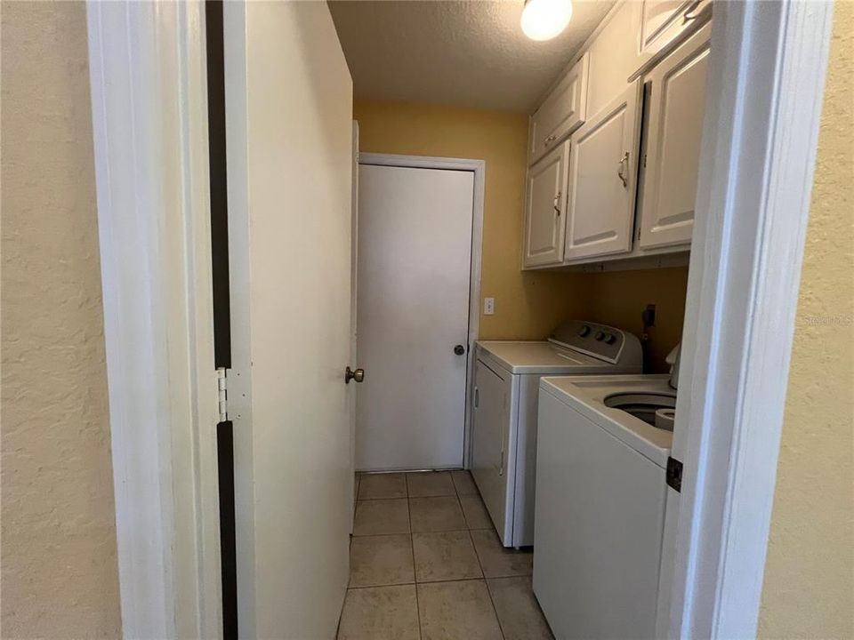 For Rent: $1,600 (2 beds, 2 baths, 1345 Square Feet)