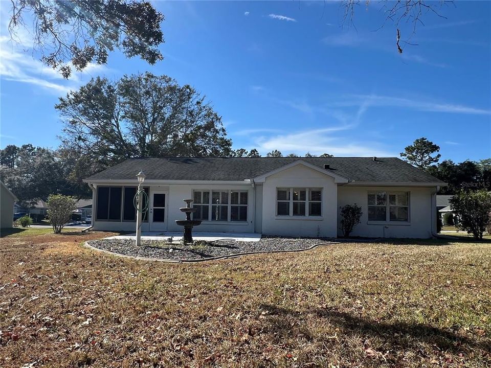 For Rent: $1,600 (2 beds, 2 baths, 1345 Square Feet)