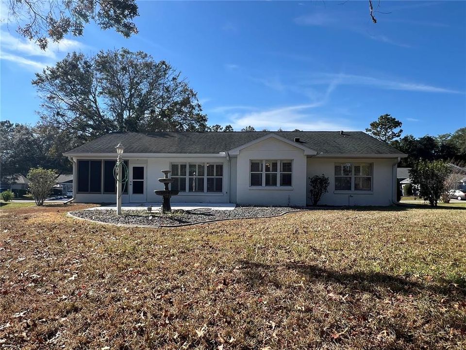 For Rent: $1,600 (2 beds, 2 baths, 1345 Square Feet)