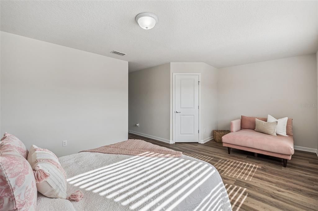 待售: $399,900 (3 贝兹, 3 浴室, 2269 平方英尺)