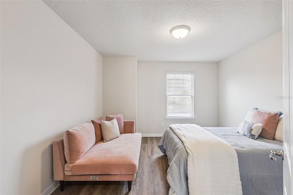 待售: $399,900 (3 贝兹, 3 浴室, 2269 平方英尺)