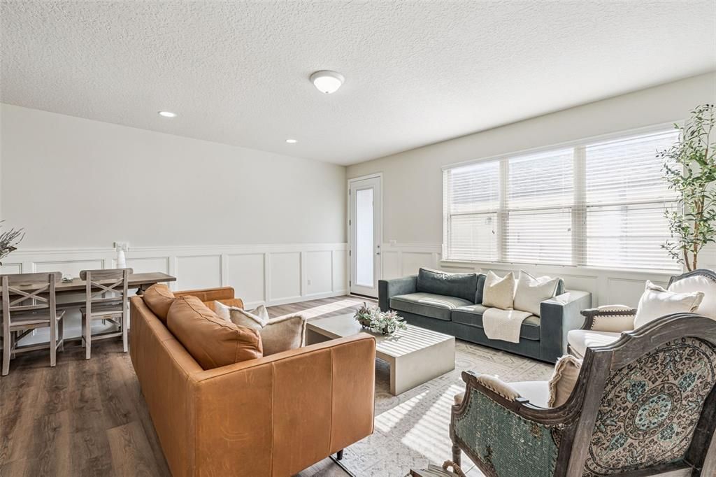 待售: $399,900 (3 贝兹, 3 浴室, 2269 平方英尺)