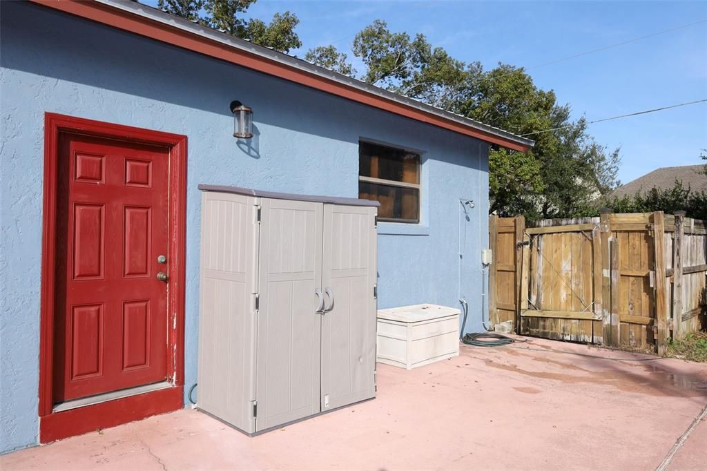 For Sale: $567,000 (3 beds, 2 baths, 2116 Square Feet)