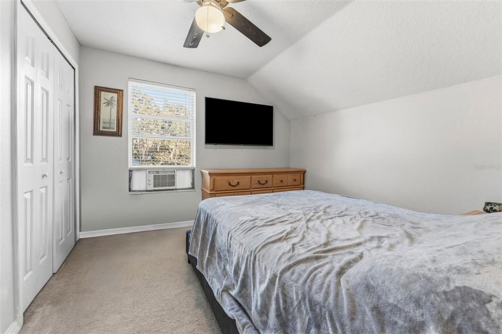 En Venta: $375,000 (3 camas, 2 baños, 1396 Pies cuadrados)