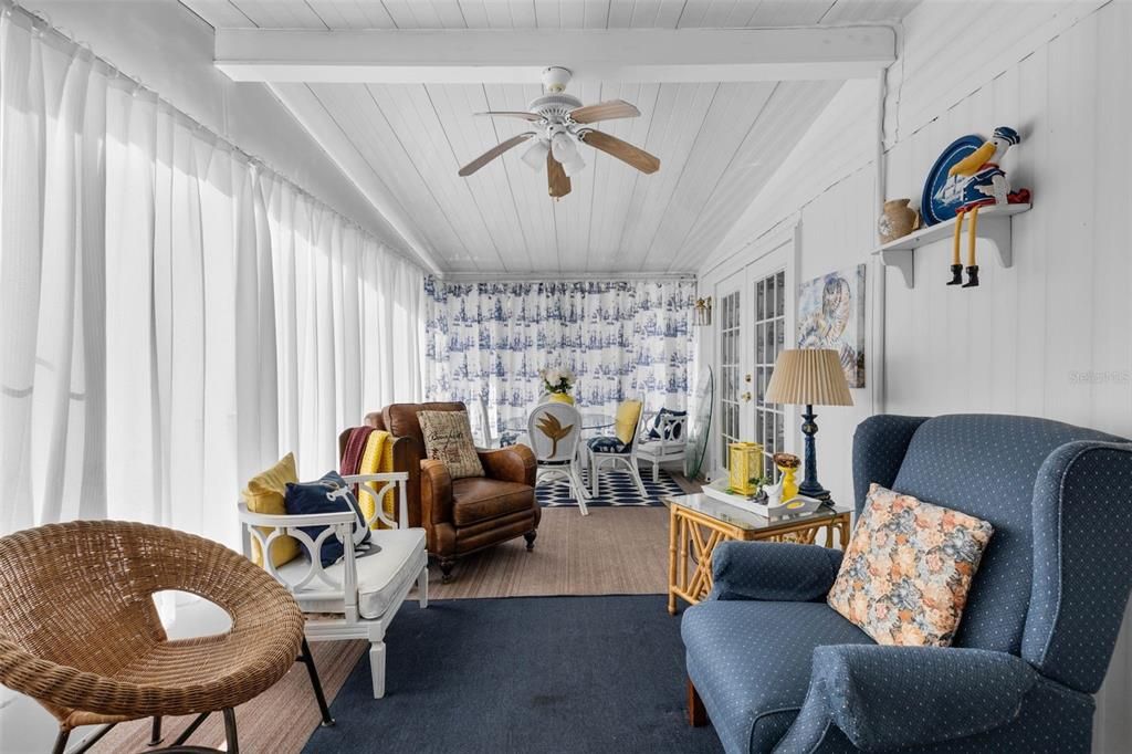 待售: $119,900 (2 贝兹, 2 浴室, 960 平方英尺)