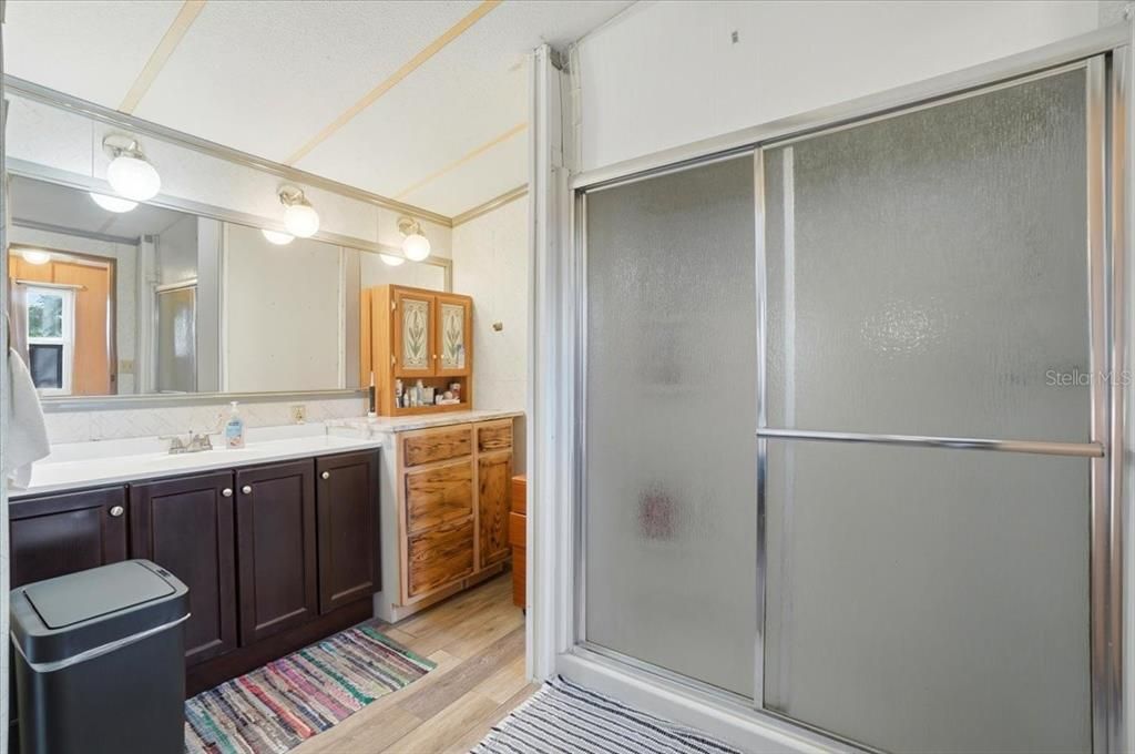 For Sale: $130,000 (2 beds, 2 baths, 980 Square Feet)