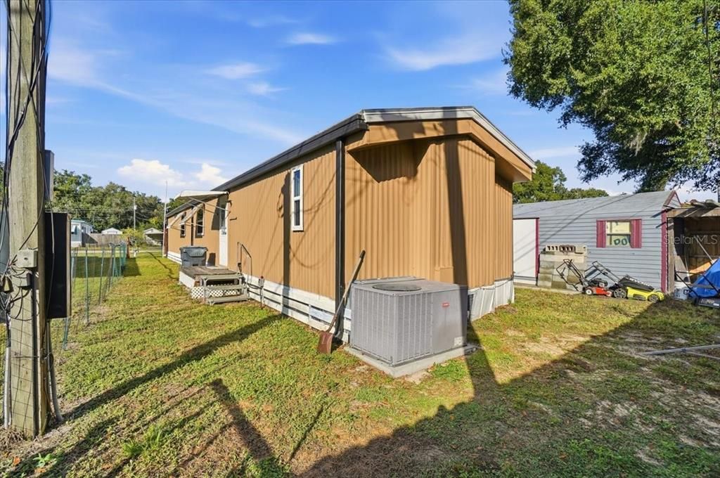 For Sale: $130,000 (2 beds, 2 baths, 980 Square Feet)