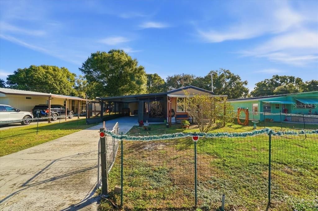 For Sale: $130,000 (2 beds, 2 baths, 980 Square Feet)