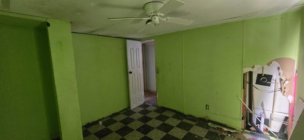 For Sale: $49,500 (3 beds, 2 baths, 1344 Square Feet)