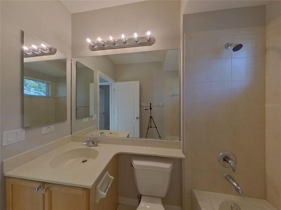 В аренду: $3,219 (3 спален, 2 ванн, 2149 Квадратных фут)