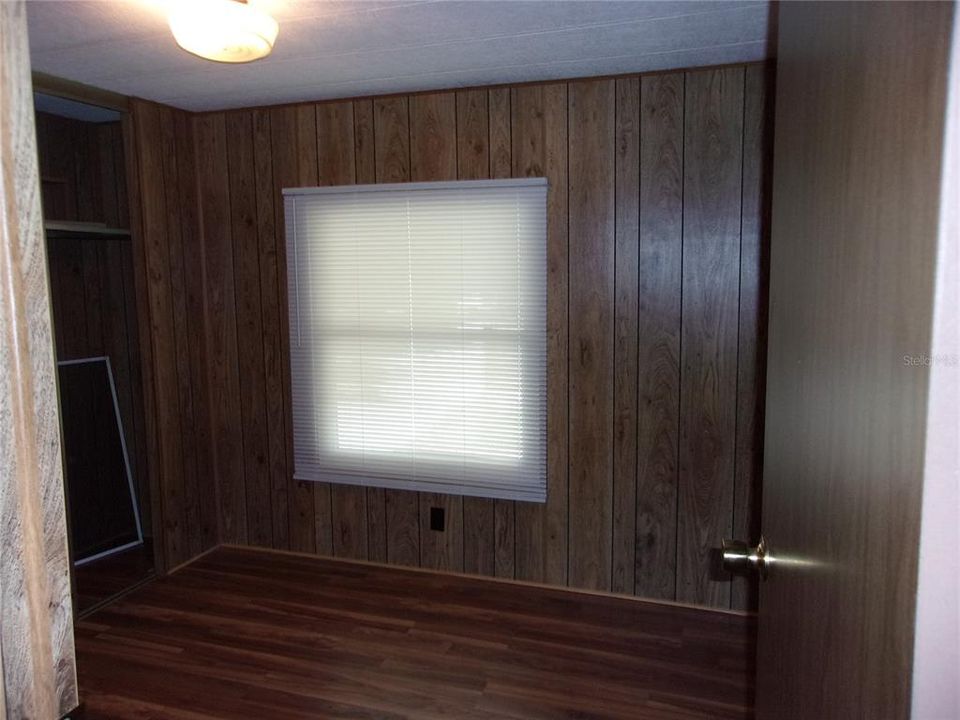 待售: $150,000 (3 贝兹, 2 浴室, 1302 平方英尺)