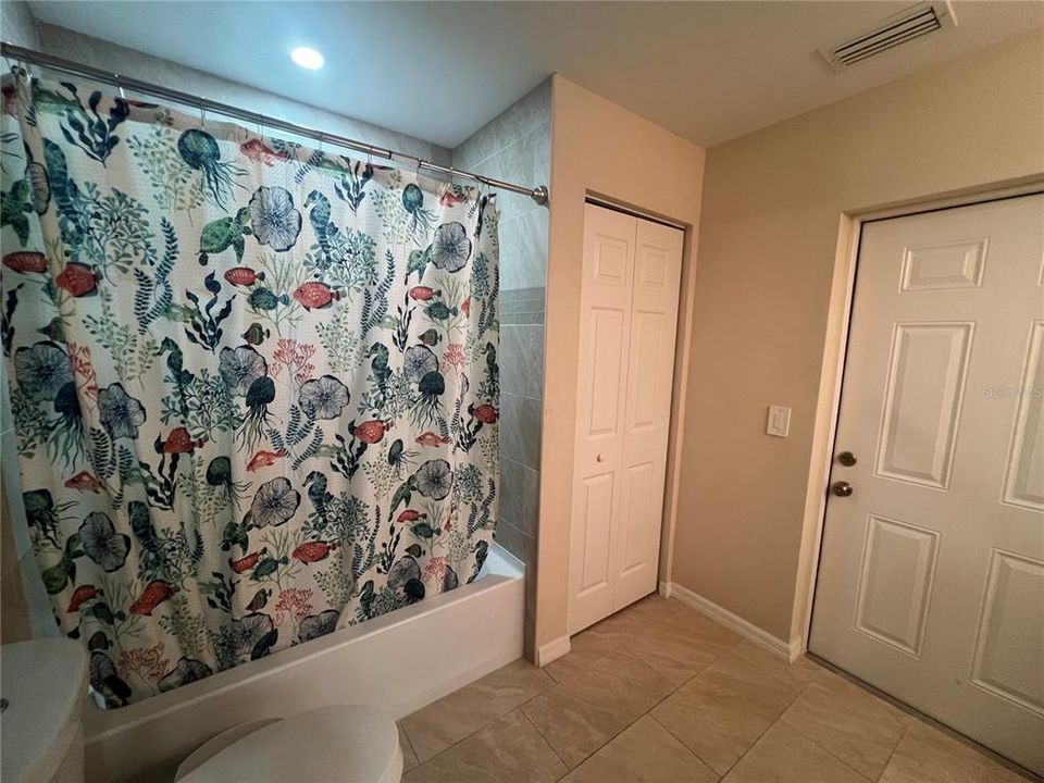 出租: $1,850 (3 贝兹, 2 浴室, 1565 平方英尺)