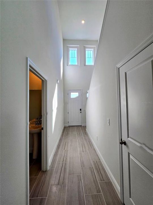 В аренду: $3,000 (4 спален, 2 ванн, 2082 Квадратных фут)