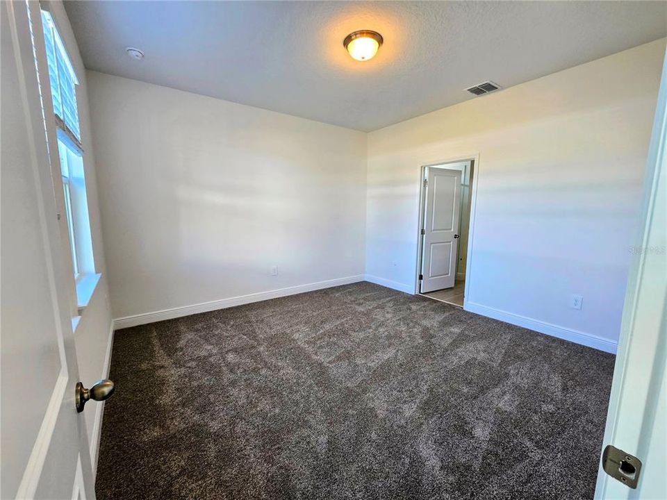 В аренду: $3,000 (4 спален, 2 ванн, 2082 Квадратных фут)