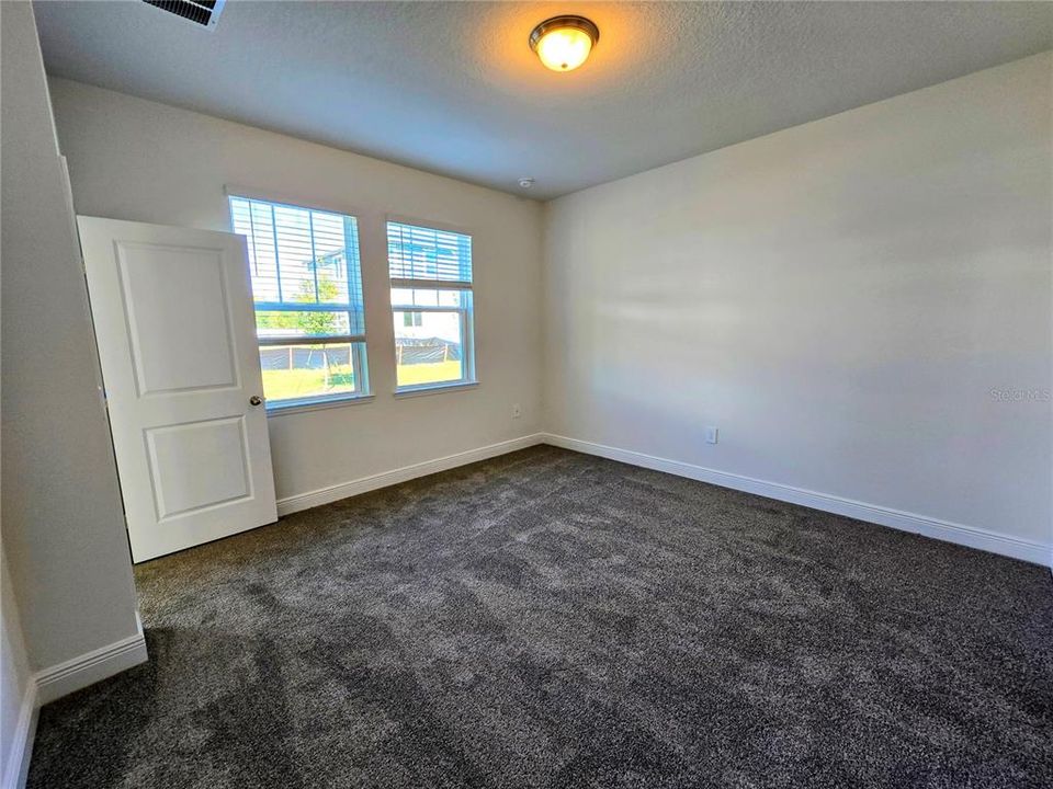 В аренду: $3,000 (4 спален, 2 ванн, 2082 Квадратных фут)