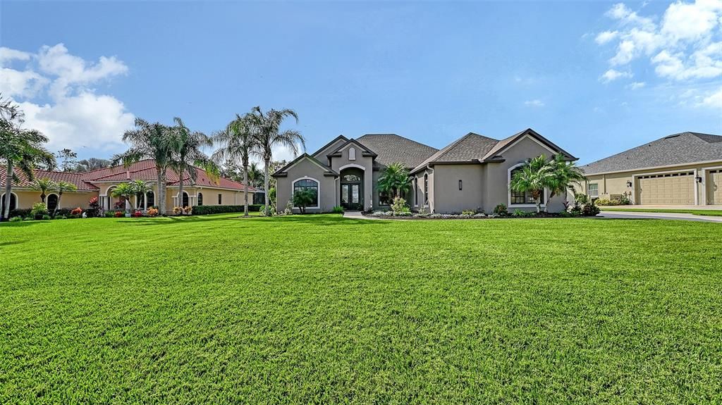 На продажу: $875,000 (4 спален, 2 ванн, 2565 Квадратных фут)