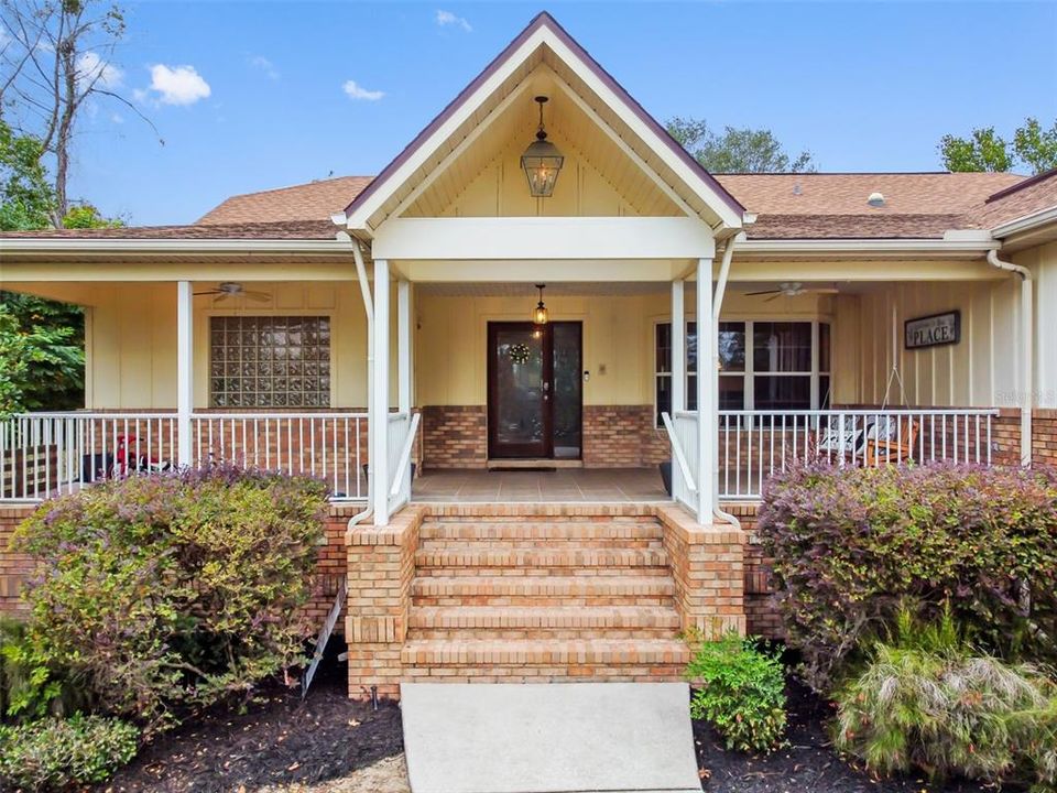 For Sale: $485,000 (4 beds, 2 baths, 2379 Square Feet)