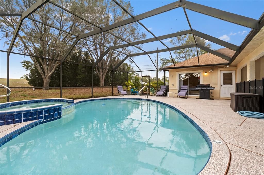 For Sale: $485,000 (4 beds, 2 baths, 2379 Square Feet)